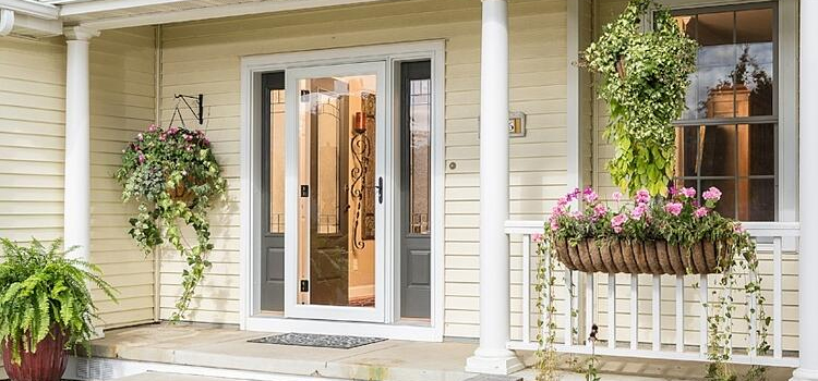 screen door installation in Lincoln