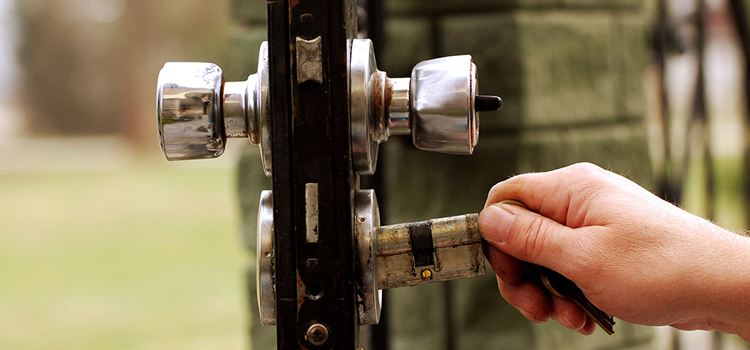 front door latch repair Lincoln